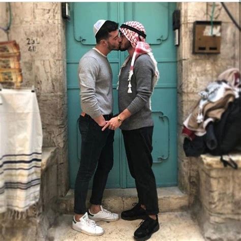 Meet Gay Arab Men